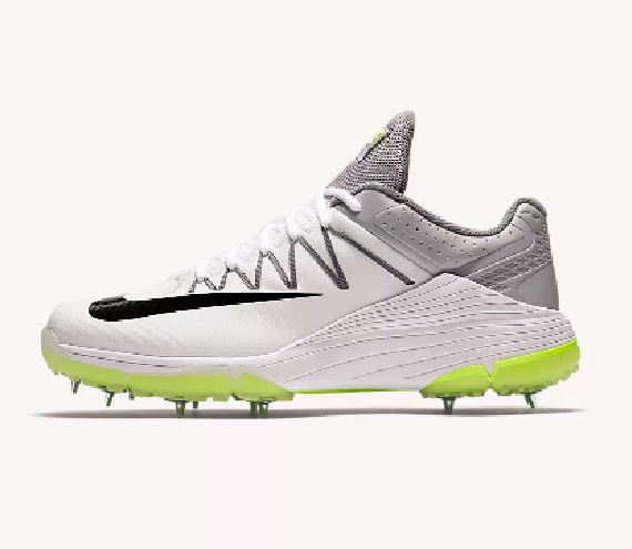 nike cricket shoes rubber spikes