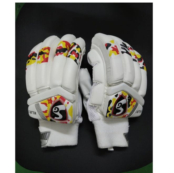 AU Stock Criket Batting Gloves SG KLR 1 